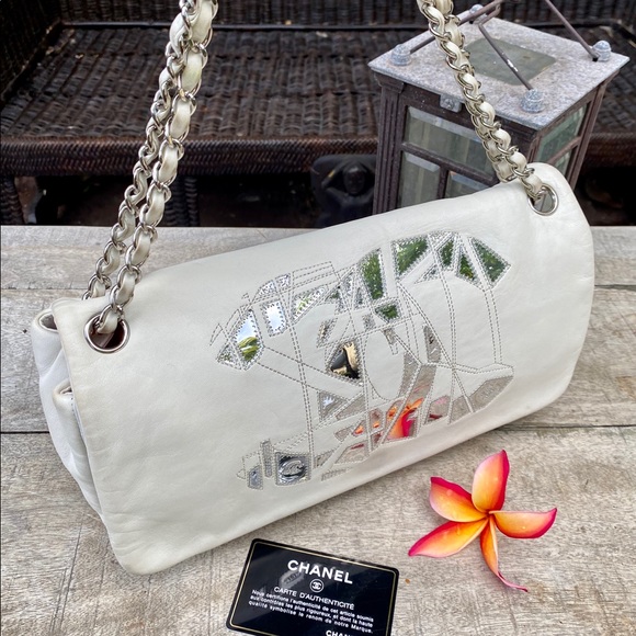 Authentic Chanel Runway Whites/Silver  Bag Rare! - Picture 1 of 16